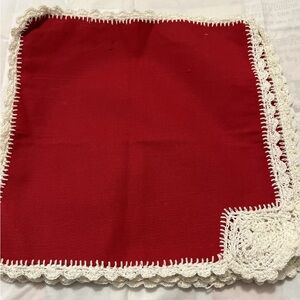 Set of 6 vintage crochet trim cloth napkins New